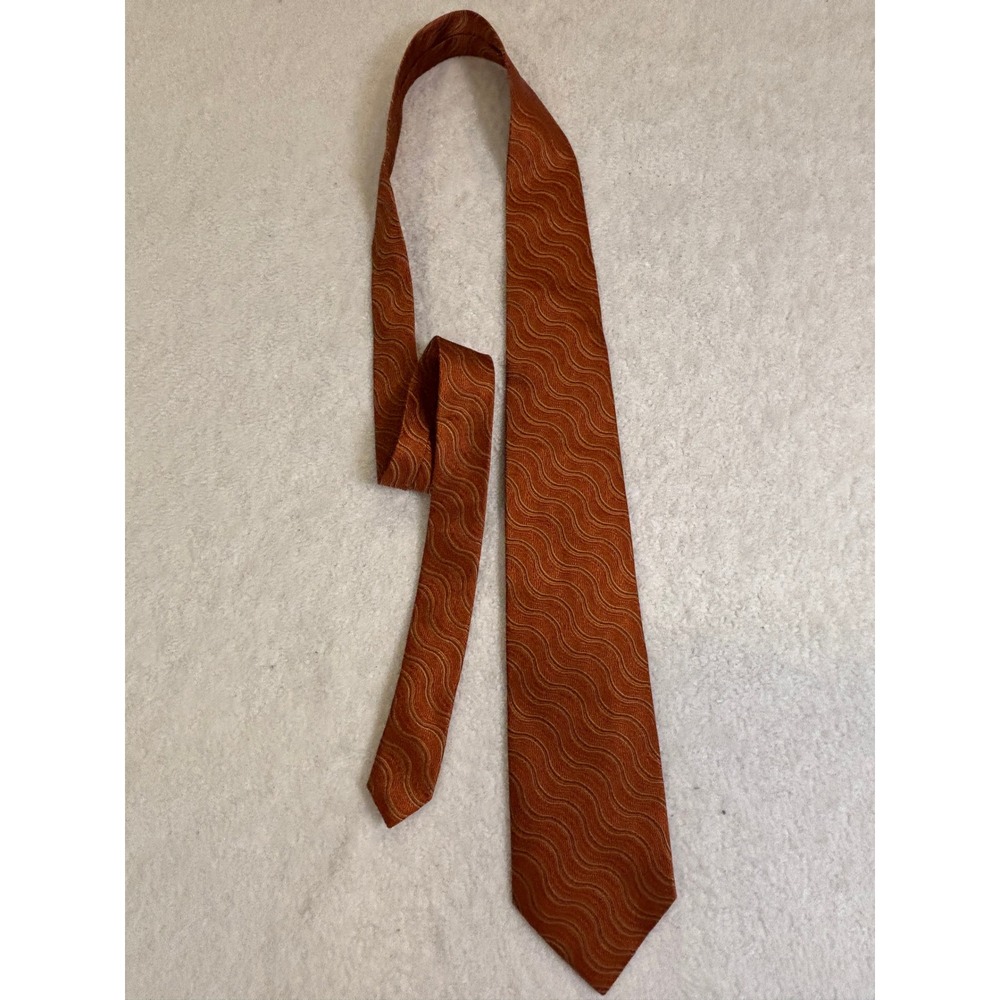 Jos A Bank Silk Tie Burnt Orange‎ Wavy Pattern Made in Italy Mens Necktie